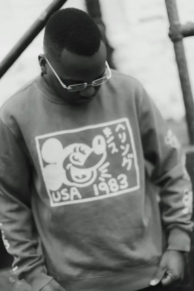 Tobi Tokz in black and white
